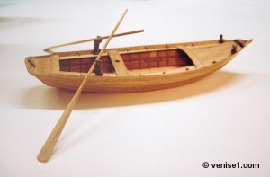 Maquettes de barques de la lagune vénitienne