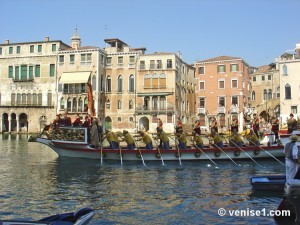 cortège historique de la régate historique de Venise ou Regata storica