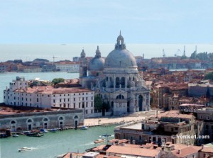 santa-maria-della-salute-venise4