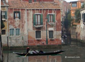 Réserver une gondole à Venise