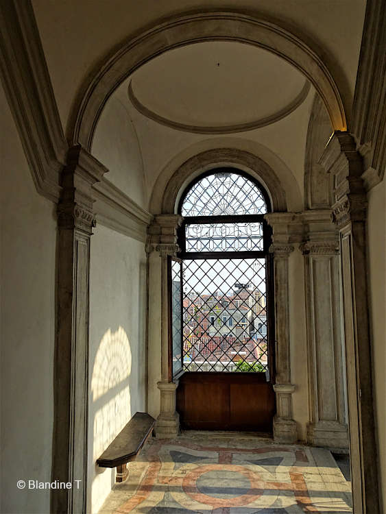 Grille fer forgé du palais Pisani de Santo Stefano à Venise