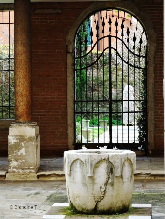 Photo de fer forgé au palais Gradenigo à Venise