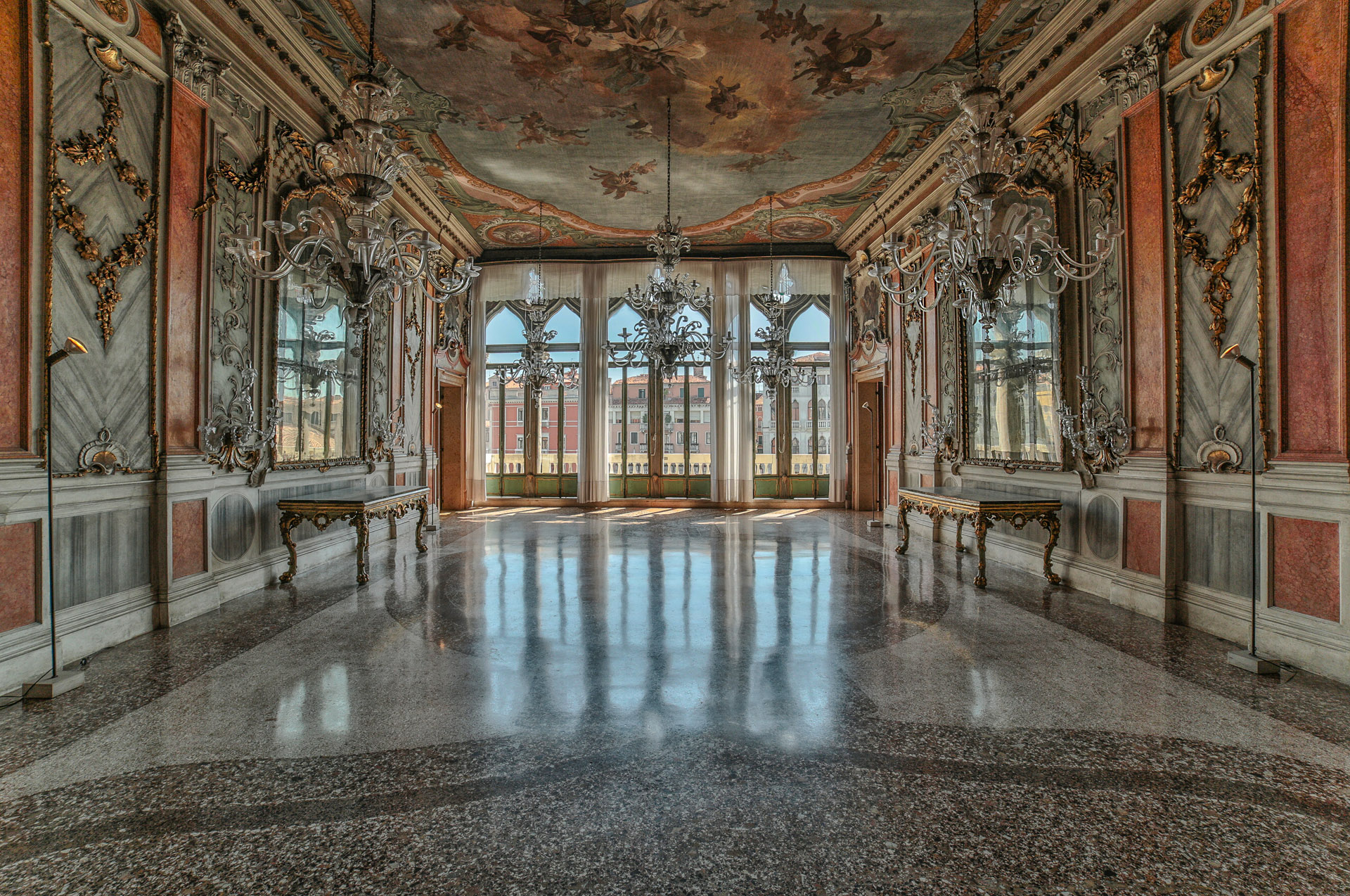 Fondazione Dries Van Noten