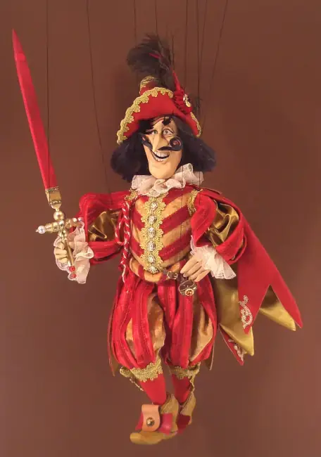 marionnette artisanale de la commedia dell'arte capitaine Matamore